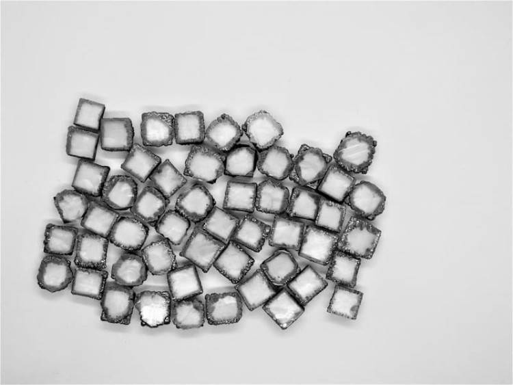 Diamanti grezzi coltivati da KINTEK MPCVD