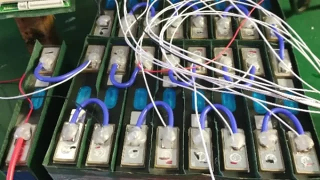 حزمة بطارية بسيطة