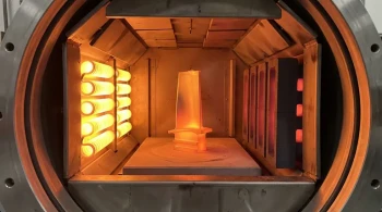 Más allá de la temperatura: Las compensaciones críticas en los elementos calefactores de hornos de vacío