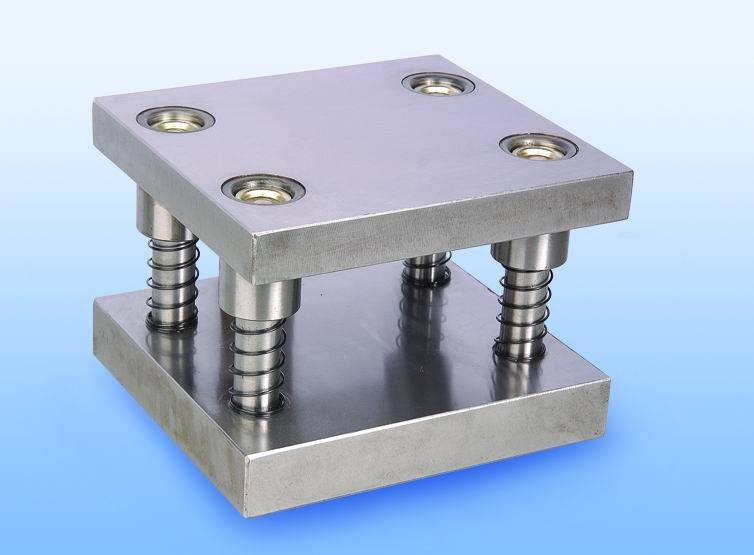 Chrome plated steel plate