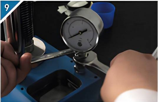 9. Separate the pressure gauge and pressure gauge column.