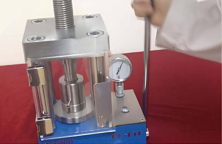 Funzionamento della pressa per pellet
