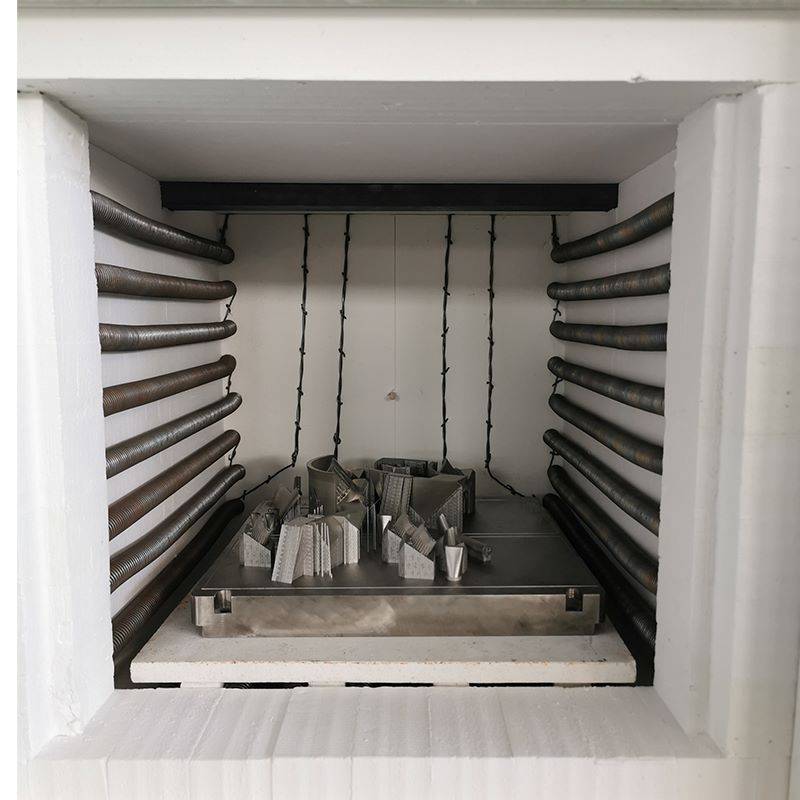 Atmosphere furnace chamber
