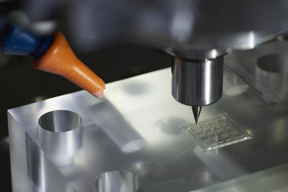 ホットプレス焼結炭化ホウ素セラミックス