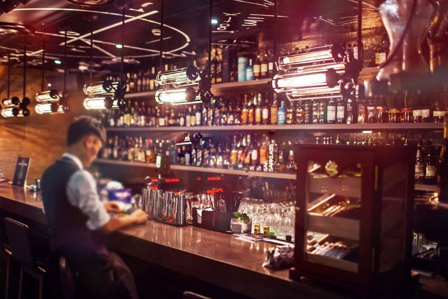 Bar