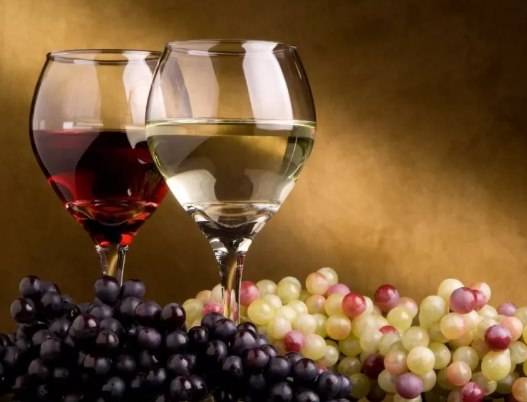 Compatibilité avec les vins non pétillants
