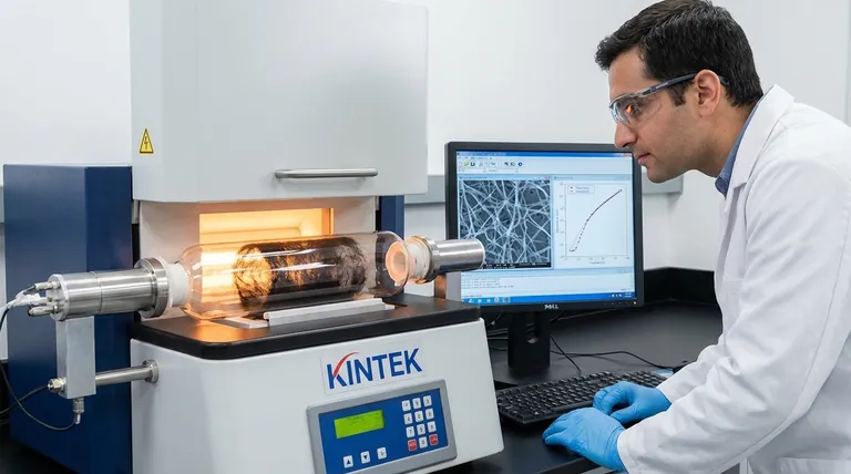 ما الذي يجعل أنابيب الكربون النانوية فريدة من نوعها؟ إطلاق العنان للأداء الفائق في البطاريات والمركبات