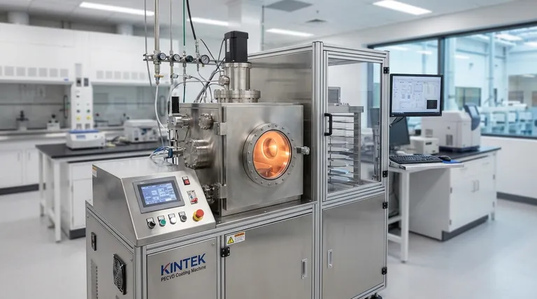 什么是CVD及其示例?实验室培育钻石和微芯片制造过程指南