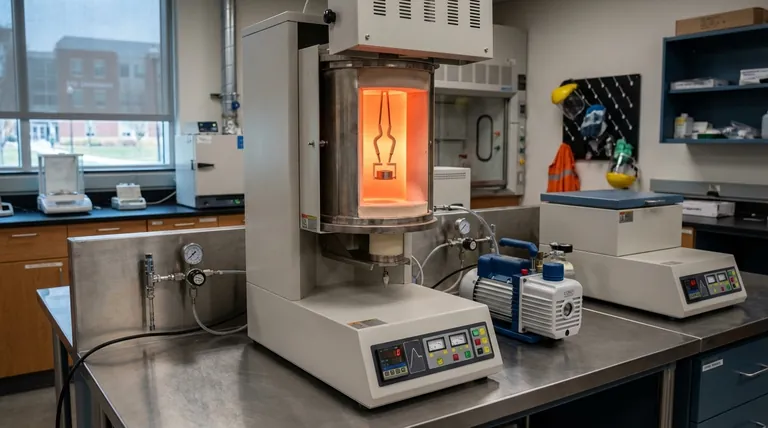 Come funziona un forno per il trattamento termico? Cicli termici precisi per proprietà superiori dei materiali