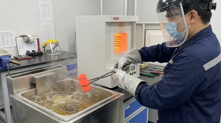 O que é o processo de endurecimento em palavras simples? Um Guia para Aumentar a Dureza e Resistência do Metal