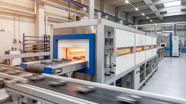ما هو الفرن المستمر في المعالجة الحرارية؟ تحقيق معالجة حرارية متسقة وعالية الحجم