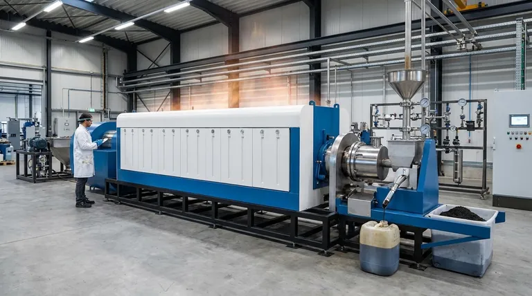 ما هو مبدأ مفاعل الانحلال الحراري؟ تسخير الحرارة بدون أكسجين لتحويل النفايات إلى قيمة