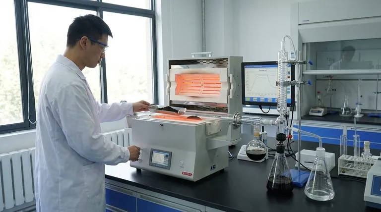 ما هي المراحل الثلاث للانحلال الحراري؟ تحويل النفايات إلى فحم حيوي وزيت حيوي وغاز اصطناعي