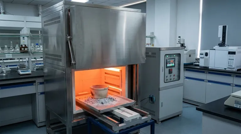 O que é incineração a seco em um forno mufla? Um Guia para Análise Mineral Precisa