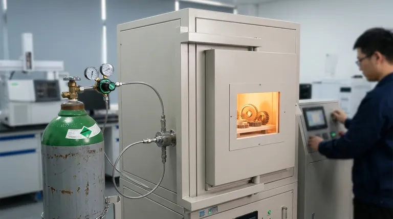 Por que o nitrogênio é usado em fornos? Um escudo econômico para processos de alta temperatura