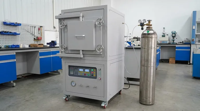 Perché il forno usa l'azoto? Prevenire l'ossidazione per una lavorazione impeccabile ad alta temperatura