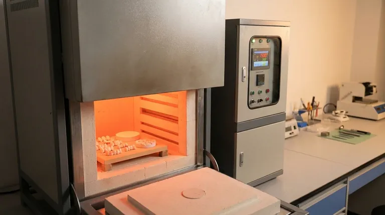 酸化ジルコニウムは何度で焼結しますか?最大密度と強度を達成するためのガイド