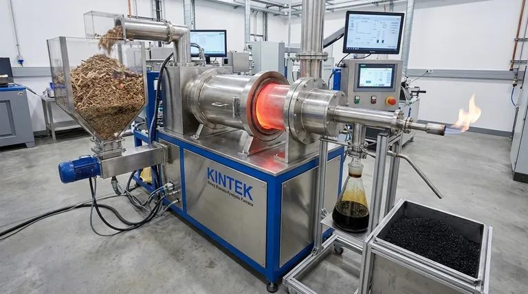 Quais são os principais produtos da pirólise de biomassa? Ajuste seu processo para biocarvão, bio-óleo ou gás