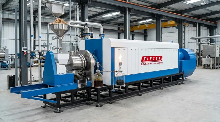 Quais são os produtos da pirólise rápida? Bio-óleo, Bio-carvão e Gás de Síntese Explicados