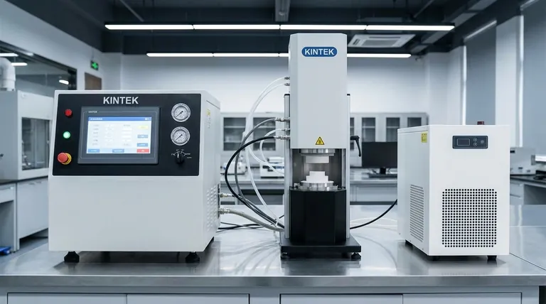 Qu'est-ce qu'un four de frittage à micro-ondes ? Accélérez et uniformisez le traitement thermique