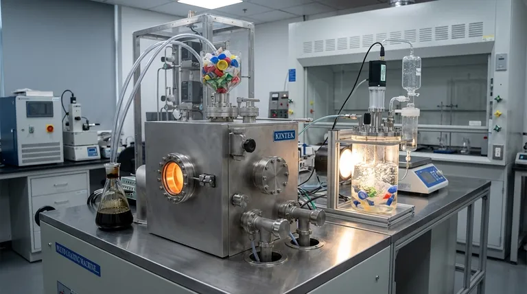 Как пластик можно использовать в качестве топлива? Превратите отходы в энергию с помощью пиролиза и фотореформинга