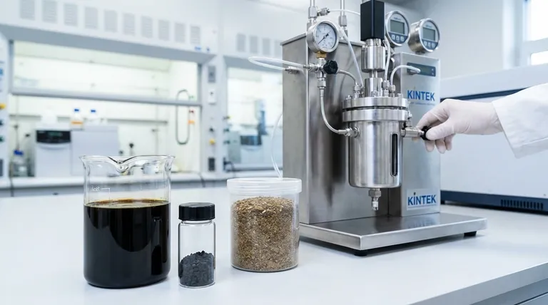 Quel est le rendement en charbon de bois lors de la pyrolyse rapide ? Une caractéristique à faible rendement pour un maximum de bio-huile