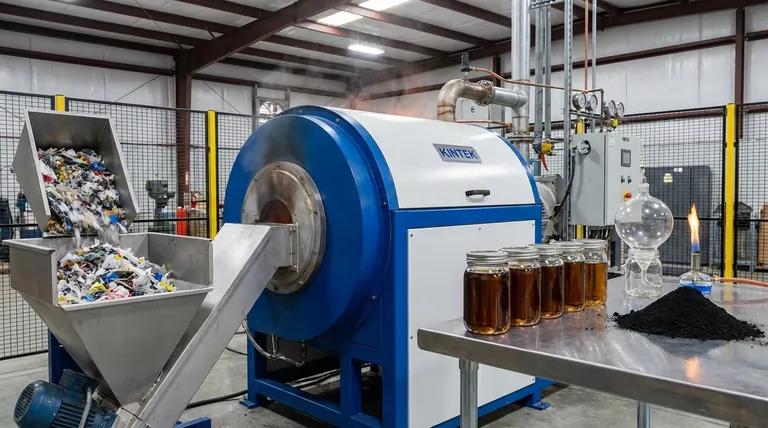 Was passiert nach der Pyrolyse mit Kunststoff? Entdecken Sie, wie man Abfall in Treibstoff und Chemikalien umwandelt