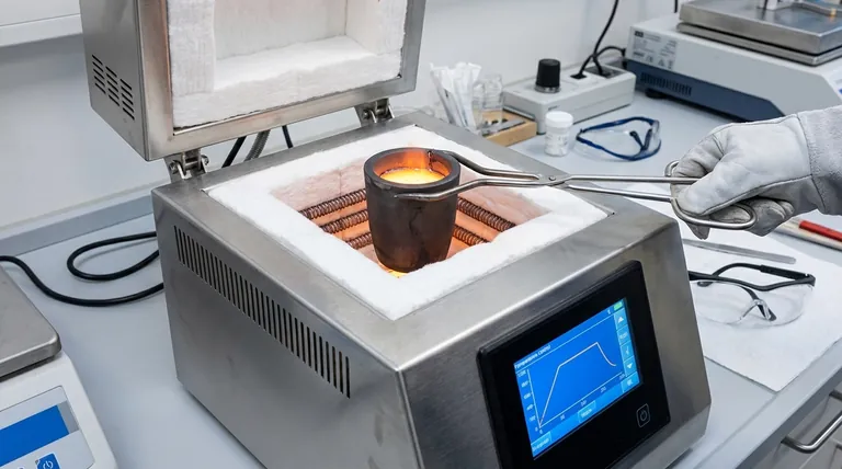 Quelles sont les caractéristiques d'un four à creuset ? Un outil polyvalent pour la fusion à petite échelle