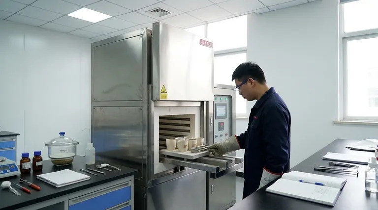 A cosa servono i forni a muffola? Ottieni una lavorazione ad alta temperatura precisa e priva di contaminanti