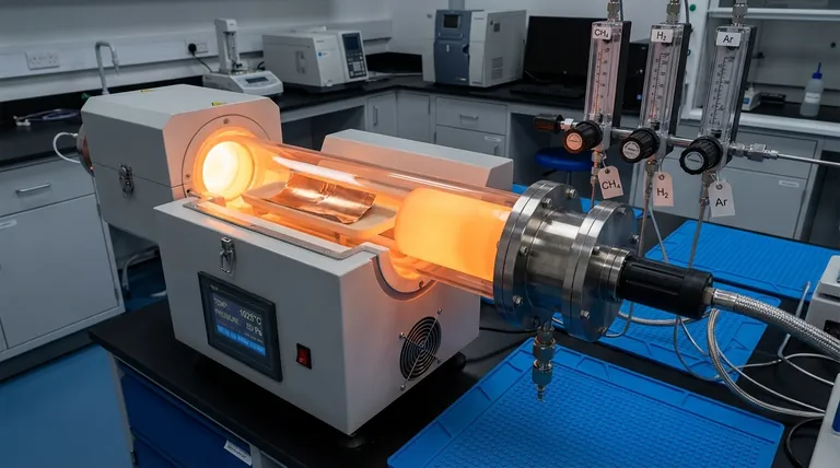 Qual è il meccanismo di crescita del grafene? Padroneggiare la CVD per una produzione su larga scala e di alta qualità