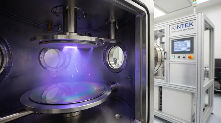 エンジニアリングにおけるスパッタリングとは?高品質薄膜堆積のためのガイド