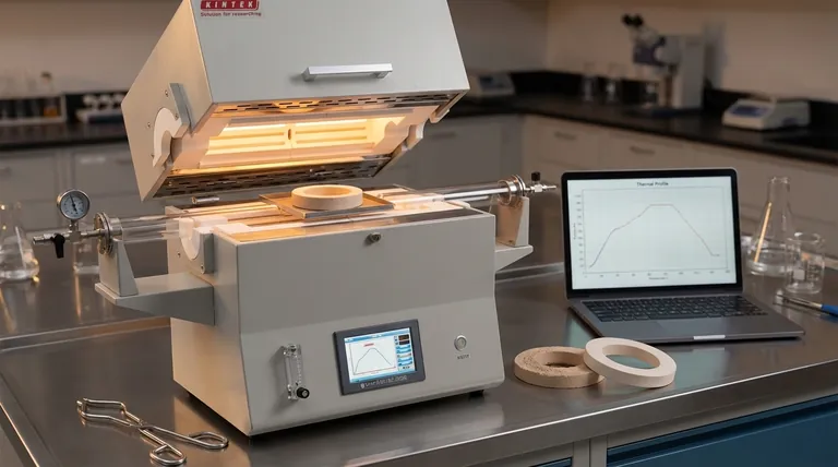 ما هو تأثير التلبيد على السيراميك؟ تحويل المسحوق إلى مواد عالية الأداء