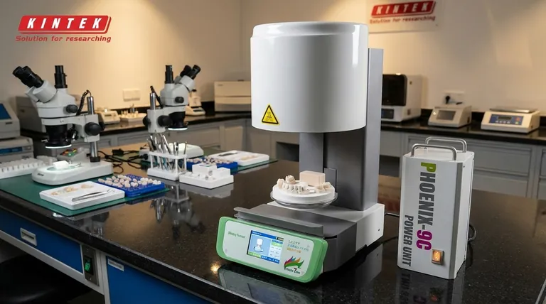 焼結プロセスはどのように機能するのか? 粉末を固体部品に変換するためのガイド