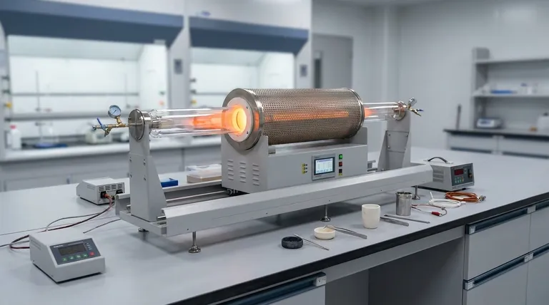 Cosa succede durante la sinterizzazione? Trasformare la polvere in componenti densi e resistenti