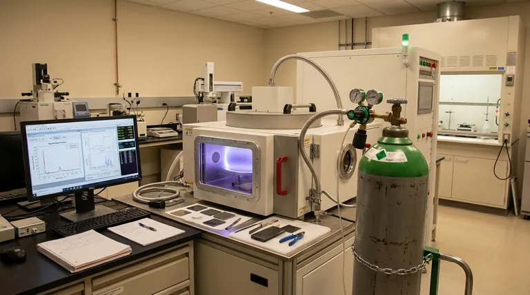 Pourquoi l'argon est-il utilisé dans la pulvérisation cathodique ? Pour un dépôt de couches minces de haute pureté et efficace