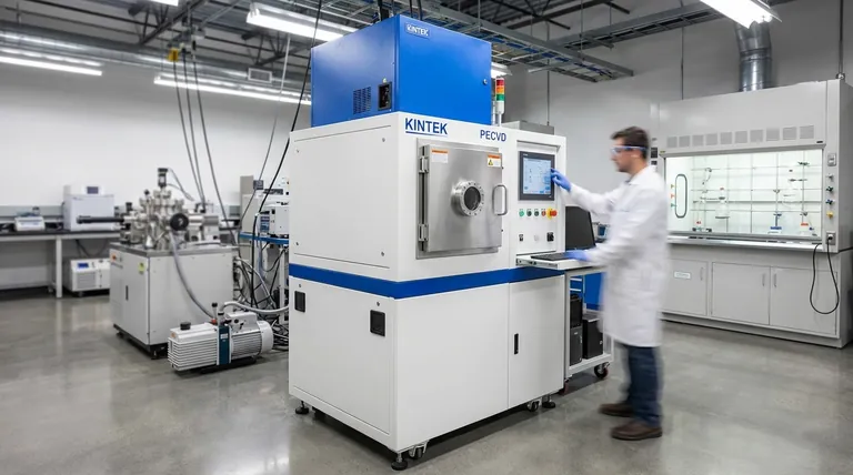 كيف يعمل طلاء PVD؟ نظرة عميقة في عملية الترسيب بالتبخير الفراغي