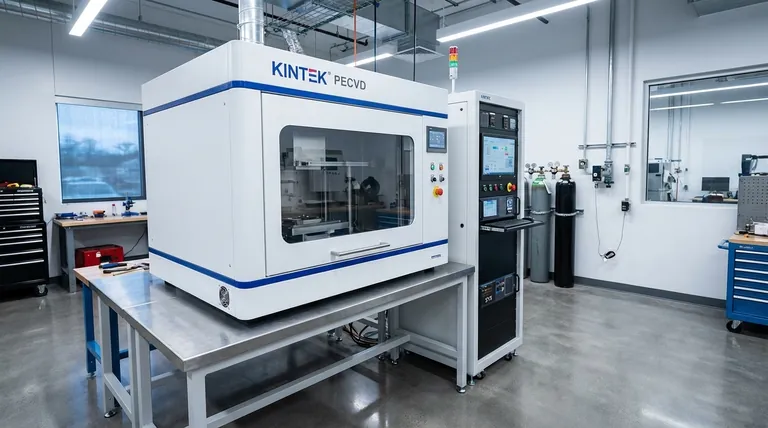 ما هي عملية التذرية المعدنية؟ دليل لترسيب الأغشية الرقيقة عالية الدقة