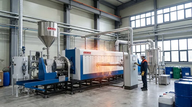 ما هو تحويل البلاستيك إلى وقود بالتحلل الحراري؟ دليل كامل لتقنية تحويل النفايات إلى طاقة