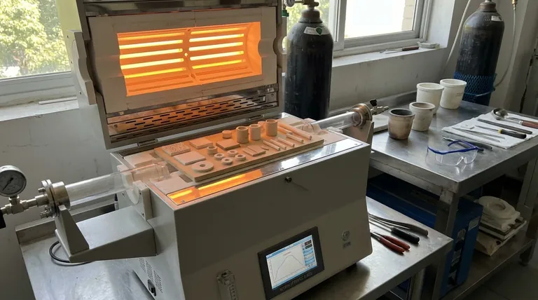 Quais cerâmicas são sinterizadas? O Processo Essencial para Criar Cerâmicas Fortes e Duráveis