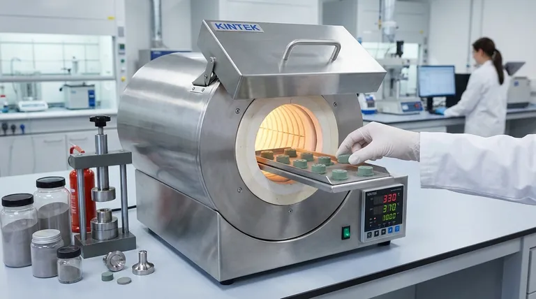 ¿Cómo se fabrican las piezas sinterizadas? Una guía paso a paso de la metalurgia de polvos