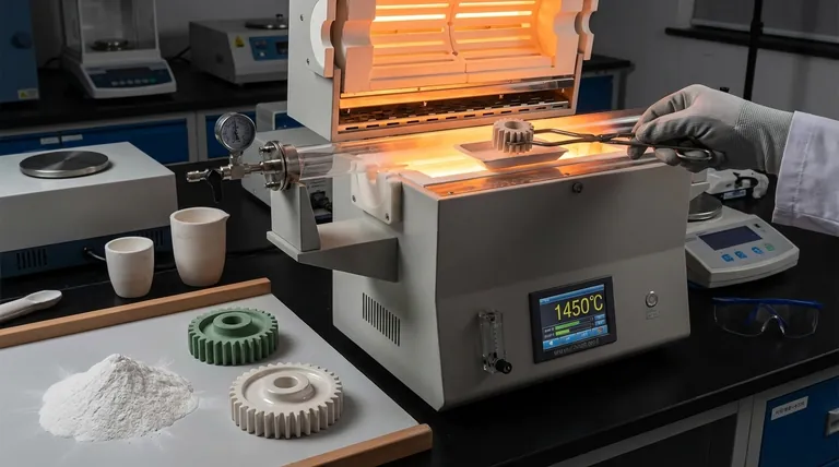 Qual é o propósito da sinterização em cerâmicas? Transformar Pós em Peças Duráveis e de Alto Desempenho