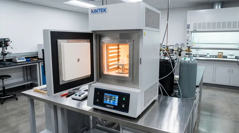 熱処理炉とは?精密な材料変革へのガイド