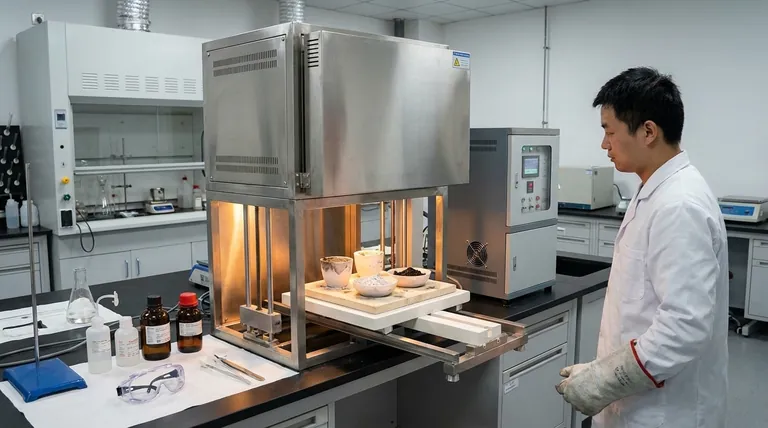 Каково назначение муфельной печи в химической лаборатории? Обеспечение точной высокотемпературной обработки материалов