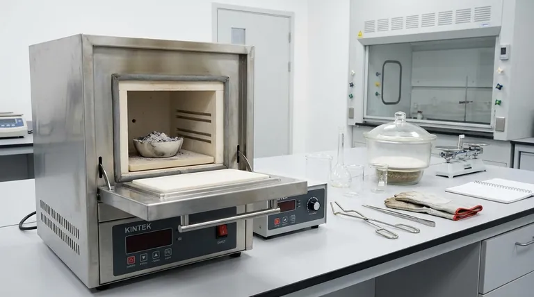 Qual é o uso do forno mufla em laboratório de alimentos? Essencial para a Análise Precisa do Teor de Cinzas