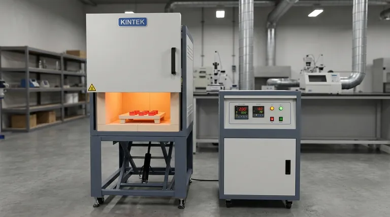 Qual é a temperatura de operação de um forno mufla? De 200°C a 1800°C para a Sua Aplicação