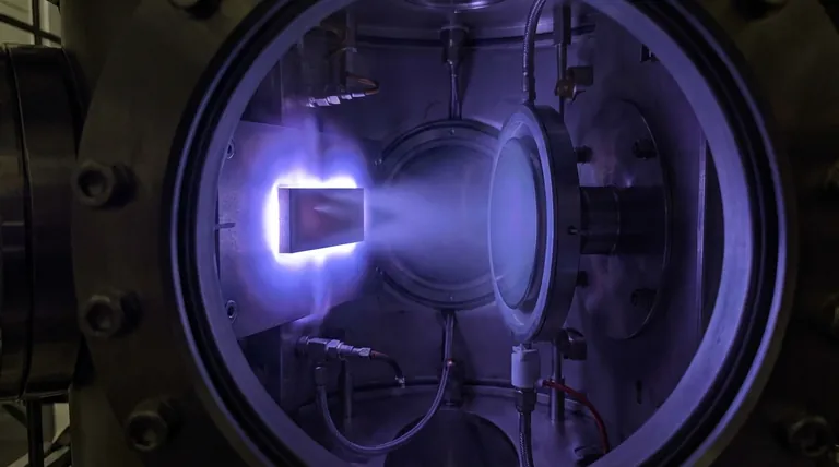 ما هو مبدأ التذرية؟ دليل لتقنية ترسيب الأغشية الرقيقة