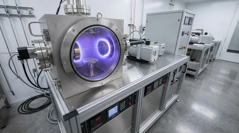 ما هي طريقة التذرير بالتيار المستمر؟ دليل لترسيب الأغشية الرقيقة للطلاءات الموصلة