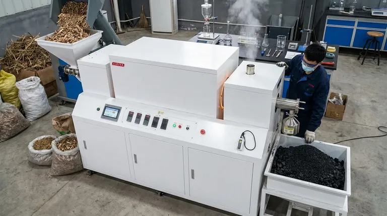 ما هي معالجة الفحم الحيوي؟ إتقان الانحلال الحراري البطيء لتحسين التربة وعزل الكربون