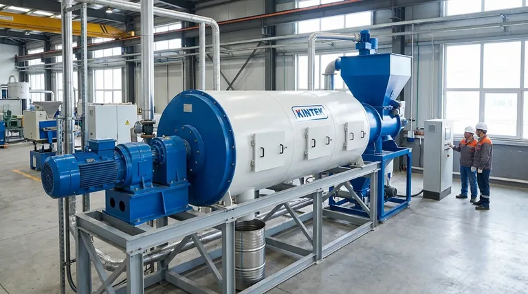 ما هو الانحلال الحراري للكتلة الحيوية لإنتاج الوقود الحيوي؟ دليل شامل لتحويل النفايات إلى وقود سائل