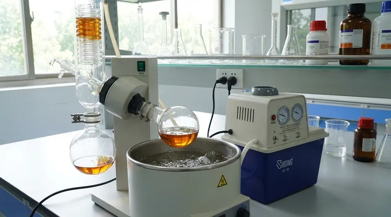 كيف يعمل المبخر الدوار الفراغي؟ شرح إزالة المذيبات بلطف وكفاءة